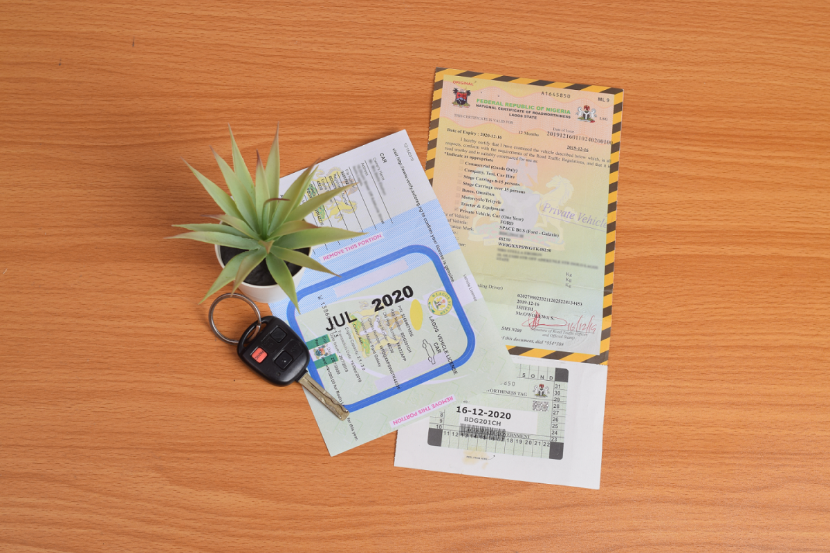 The 6 Important Vehicle Particulars/ Documents every driver must have